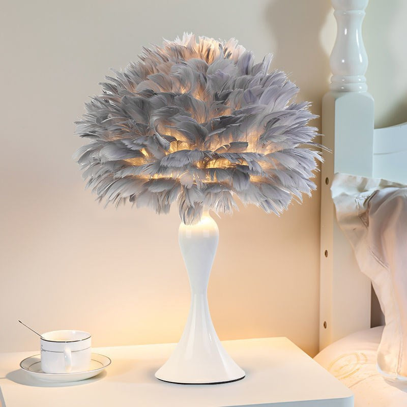 Lampe LED plumes déco USB grise expo
